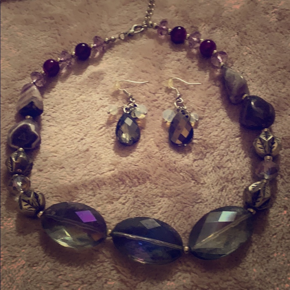 Necklace and earrings set